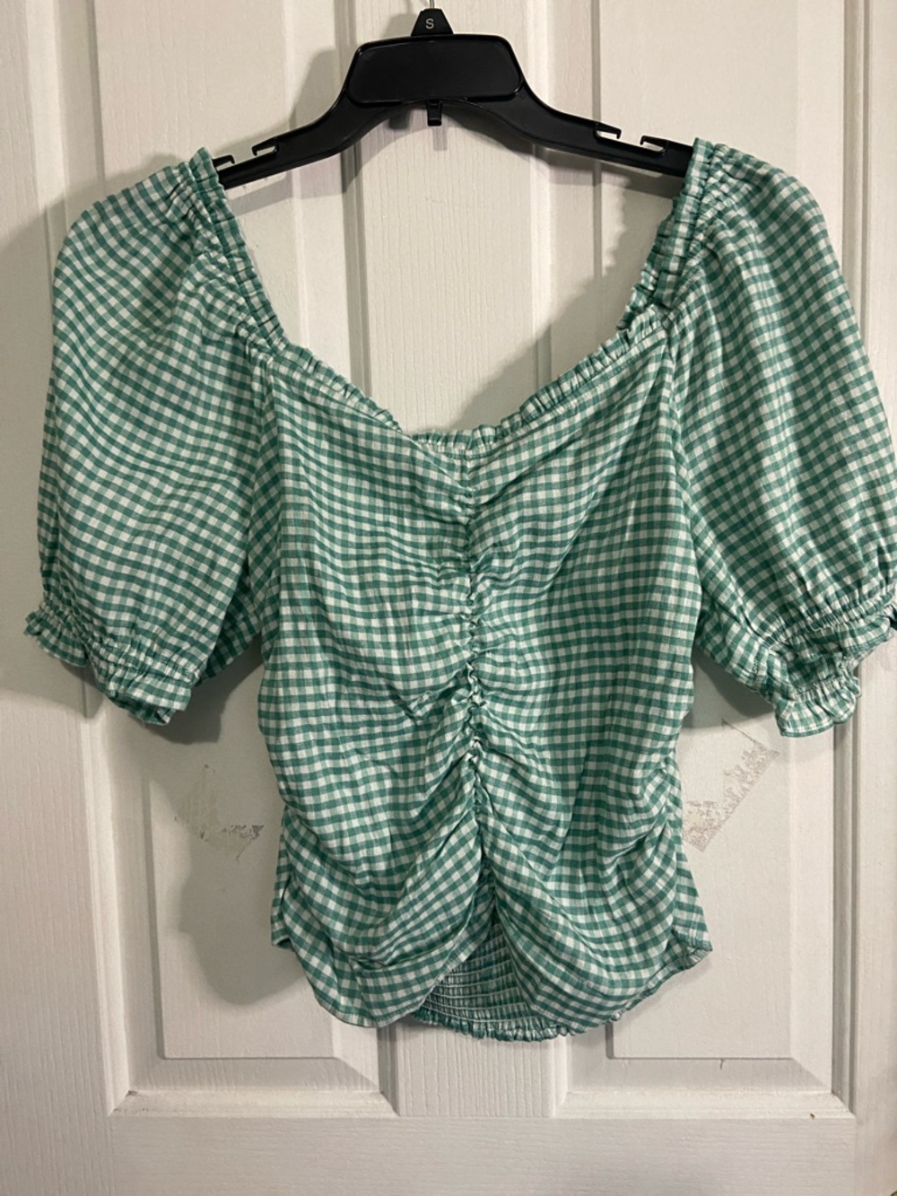 Green Gingham Puff-Sleeve Ruched Blouse